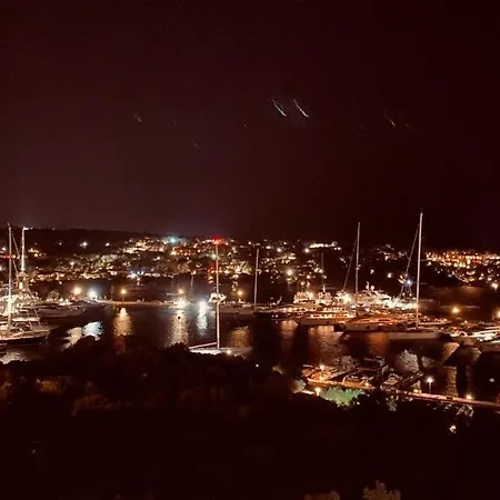 Appartamento Con Vista Incantevole Sulla Marina Di Porto Cervo Apartamento Porto Cervo